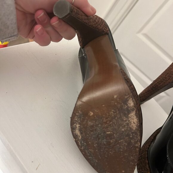 Stuart Weitzman Women's Peep Toe Black Patent Leather Platform Heels - Picture 4 of 14